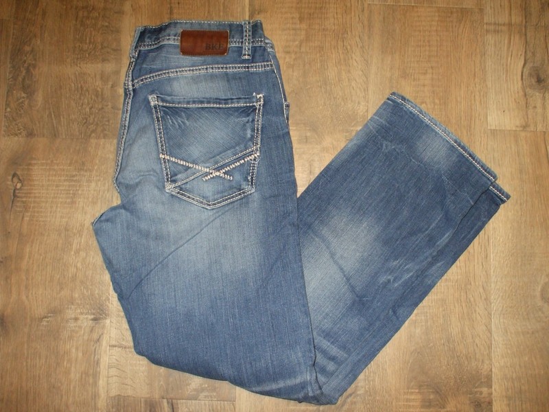 BKE JAKE Straight Med Blue Denim Mens Jeans 33  R  Reg   Length 31.5  EUC