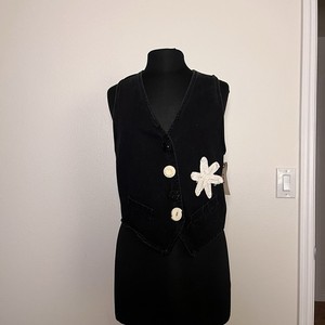 Vintage 90s Black Vest Starfish Patch