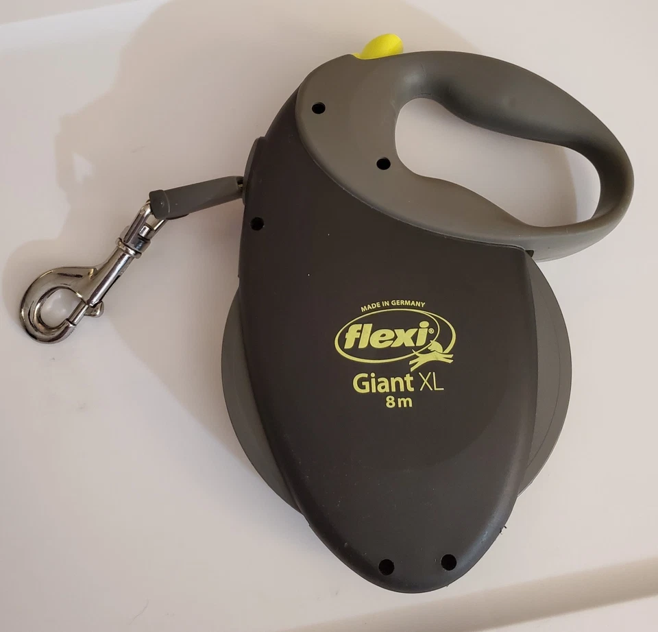 FLEXI Giant XL Retractable Dog Leash Tape 26' / 8M Germany - Image 2 of 4