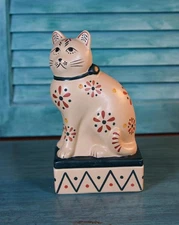 Vintage American Folk Art Museum Prestige Place Japan Cat Ceramic Trinket Box