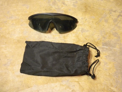 LENS IN BAD VERY WORN OUT SHAPE Vintage Bass Pro Mens Adjustable Sunglasses