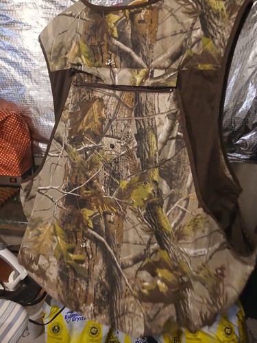 Remington Realtree Camo Turkey Hunting Vest Size M/L Reg Good Shape See Pics - Picture 7 of 8