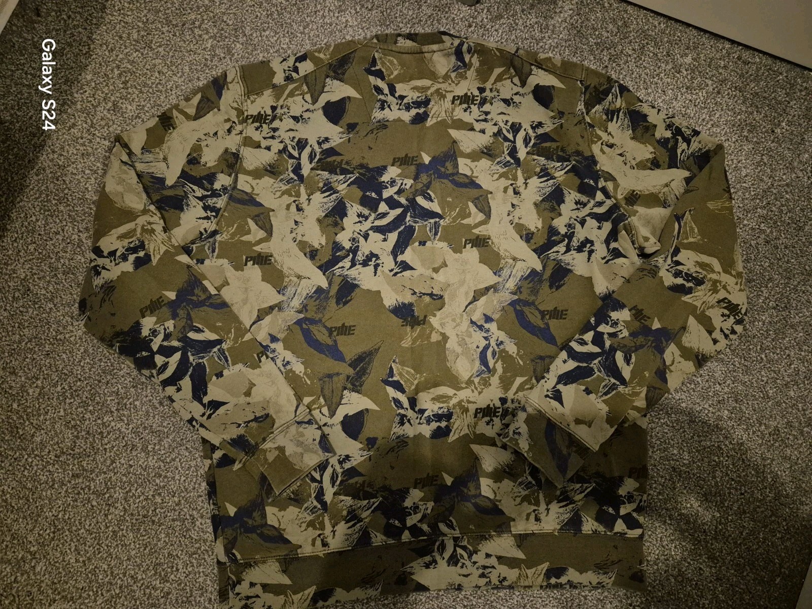 Picture 2 of 8