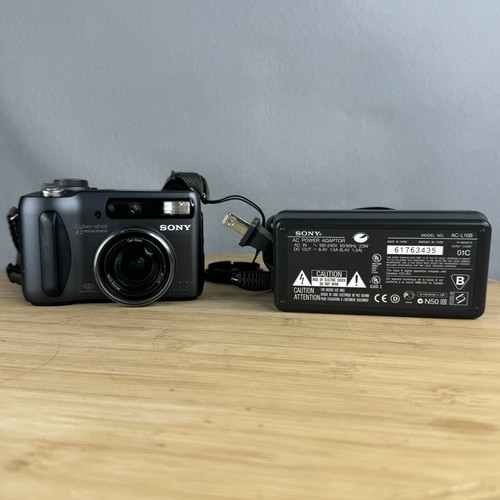 Sony CyberShot DSC-S85 4.1 MP Digital Camera 16MB Memory Stick And OEM Charger