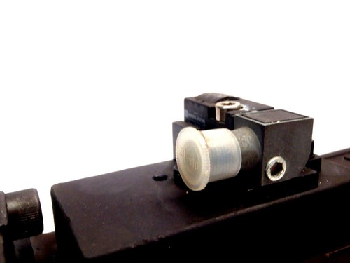 Norgren EC90-A-1-0-90A-D-130-1-0 Power Clamp/ Pepperl Fuchs NBN2F581160S6E8V1 - Picture 6 of 8