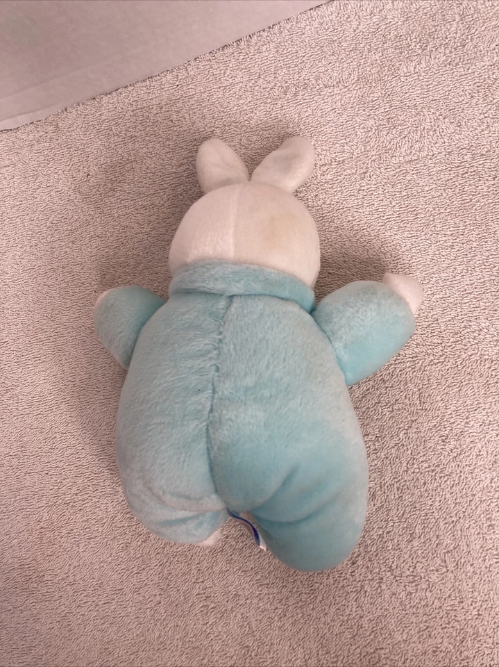 Peluche MACY’S First Impressions Baby Bunny Rabbit AZUL 10” Sonajero Zanahoria Foto 3 de 4