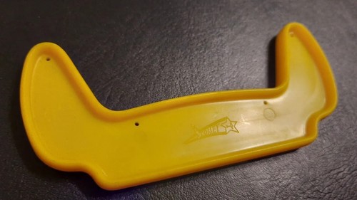 (1x) N.O.S Comet Sabre 44 , Starfighter and Tripacer Yellow Control line Handle - Picture 3 of 3