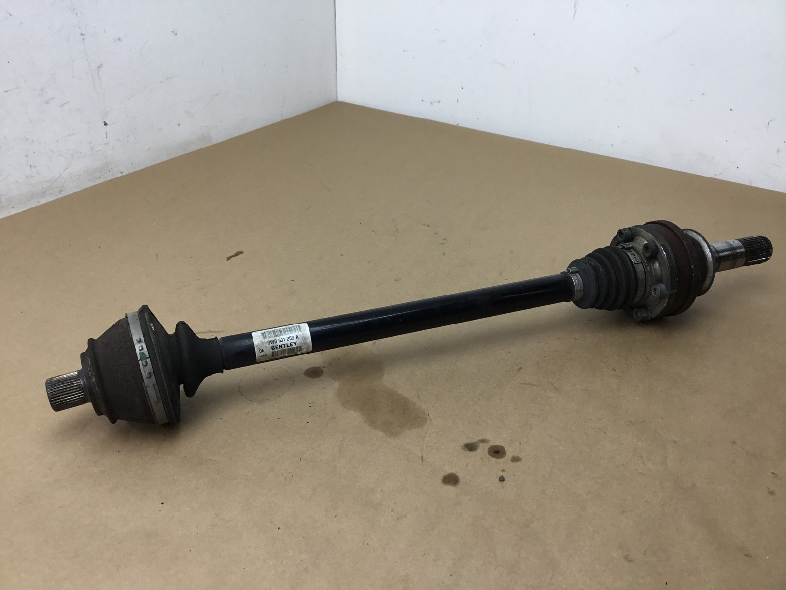 Bentley Continental GT 2013 Rear Right Passenger Driveshaft Axle Shaft 11-18 ;:O
