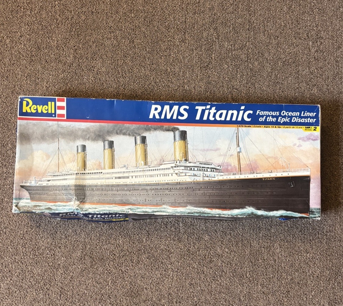 1:570 Open Box Sealed Parts !