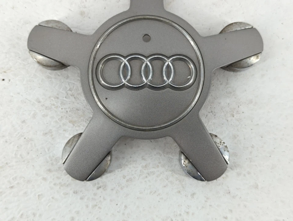 Tapa central llanta Audi A4 2009 B8935 Foto 4 de 4