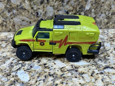 Ratchet Transformers Voyager Class Autobot 2007 Hummer H2 -Incomplete