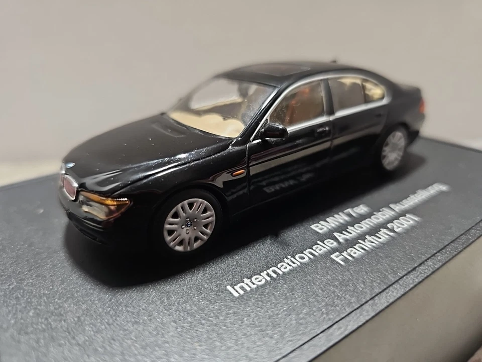 Minichamps 1/43 BMW Serie 7 E65 Toledoblau concesionario pedido especial 1 de 1.000 unidades Foto 3 de 4