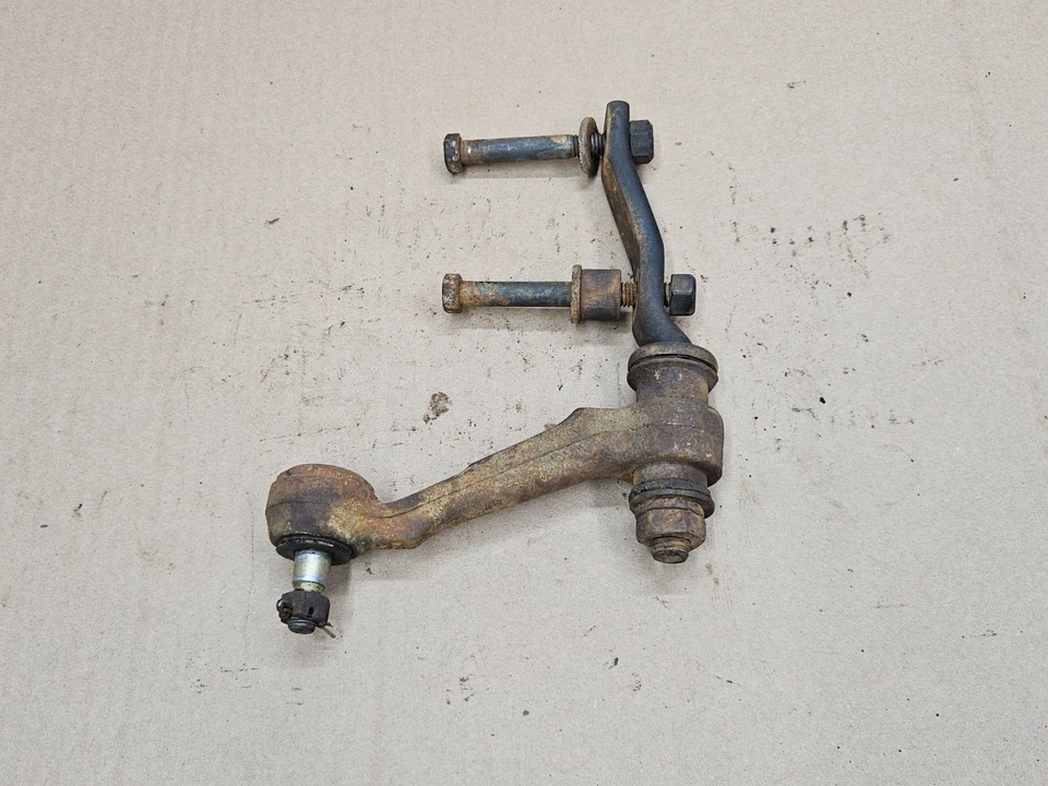 1971-74AMC Javelin AMX Steering Idler Arm Brackets and Bolts OEM Foto 2 de 3