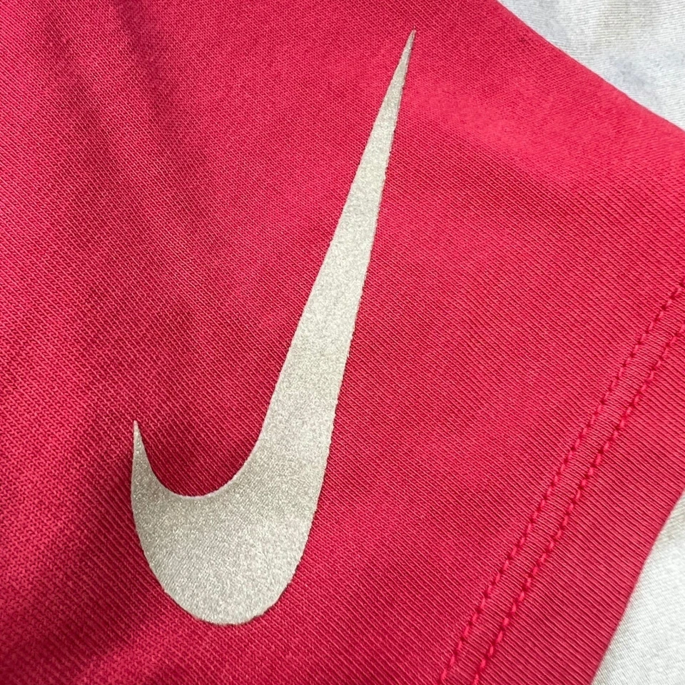 NIKE The Nike Camiseta Para Hombres Mediana Dri-FIT EE. UU. Roja Entrenamiento Correr Ropa Activa Camisa Foto 4 de 4