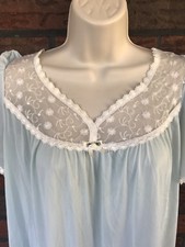 Vintage Nightgown Small Fundamentals Light Green/Blue V-Neck Lace Pajamas Gown