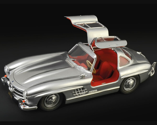 Mercedes-Benz 300 SL Gullwing 1:16 ITA3612 - italeri modellismo