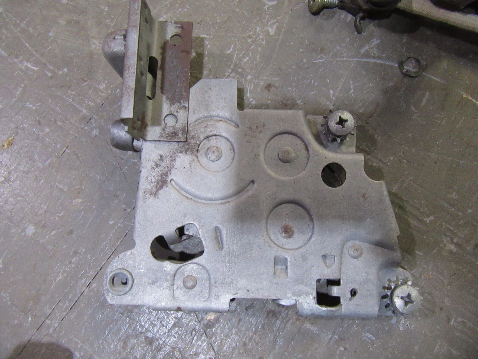 1949-1954 Chevrolet Belair STyleline car door latch lock assembly DRIVER front