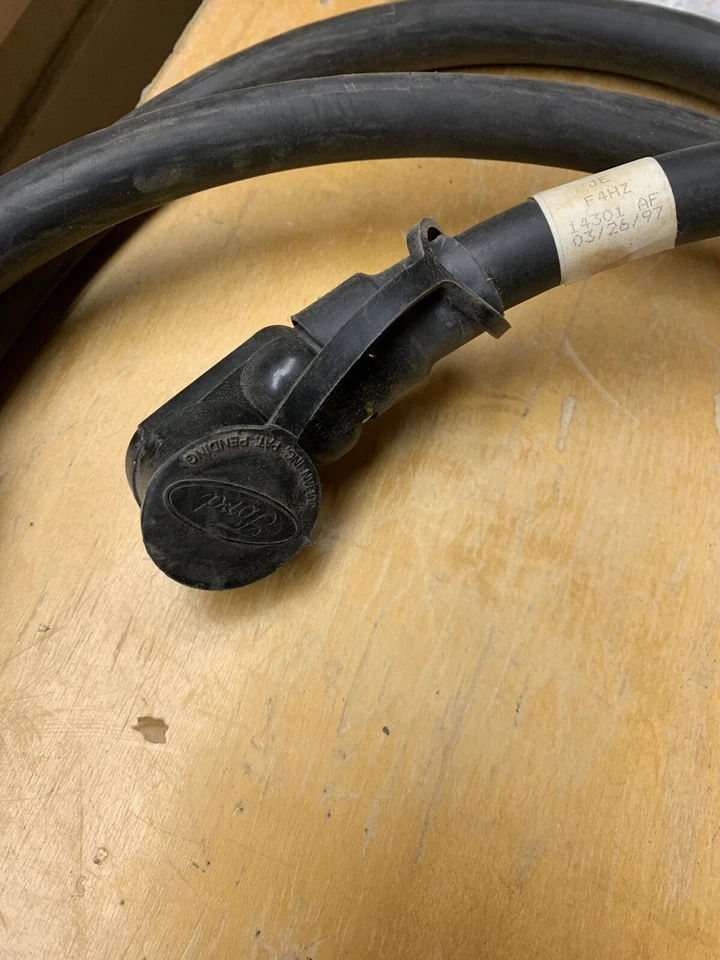 OEM Ford FH4Z-14301-AF FREIGHTLINER CABLE ASM BATERÍA F4HZ14301AF Foto 2 de 4