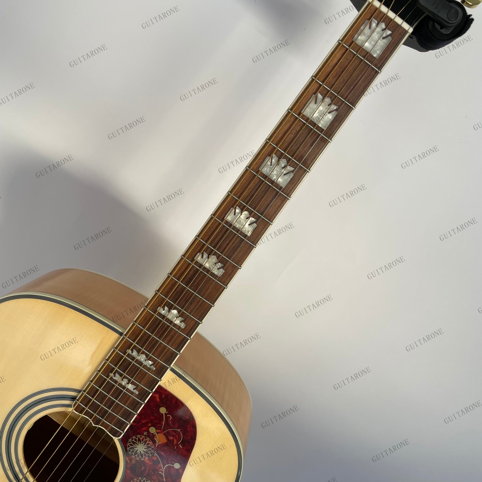 Chitarra Elettrica Acustica in Abete Massiccio foto 3