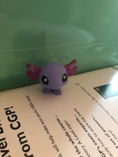 littlest pet shop LPS purple blue pink blindbox Axolotl