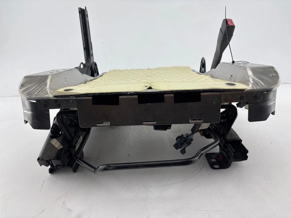 2006-2007 Chevy Silverado 1500 Assento Dianteiro Direito Manual Quadro de Pista com Sensor OEM - Imagem 4 de 4