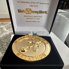 Disney Walt Disney World Marathon 1994 Limited Edition Mickey Mouse Pin