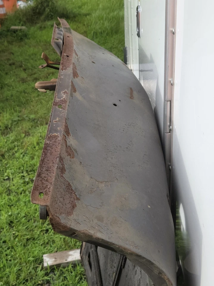 Chevy Bel Air 1957 capó OEM original Foto 3 de 4