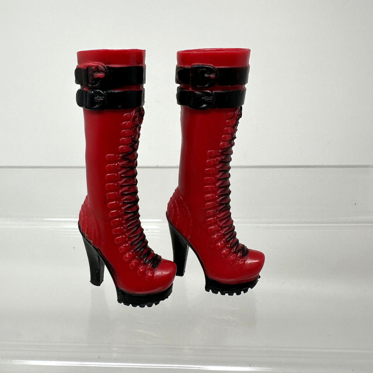 BRATZ DOLL SHOES RED BLACK LACE UP BOOTS TOTALLY TATTOO&rsquo;D CLOE MGA 