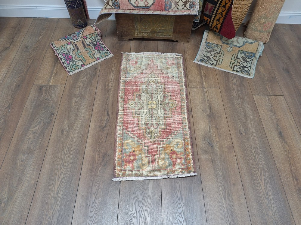 Small Vintage Rug, Turkish Small Rug, Small Oushak Rug, Handmade Small Rug