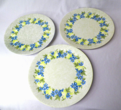 3 Pcs.- Harmony House Melmac 10'' Dinner Plates  FLORA LEE Design Apples/Pears