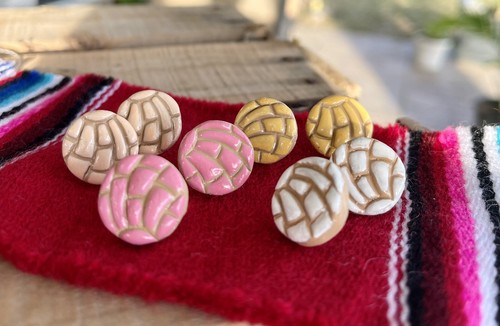 Concha Pan Dulce Stud Earrings/Mexican Sweet Bread Studs/Handmade Clay Earrings - Picture 7 of 7