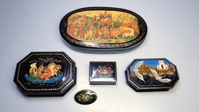Russian Lacquer Wood Boxes 2'' to 9'' Estate Box Pin 8pc Lot