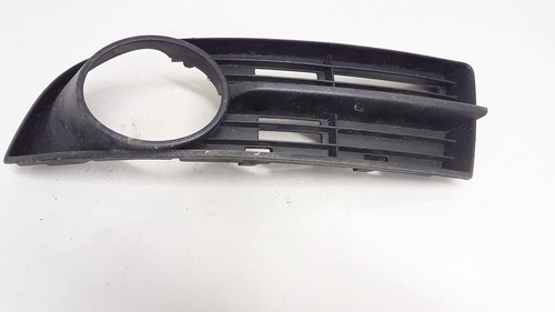 1t0853665 Stoßstangengitter vorne links  Volkswagen Touran DE969344-36