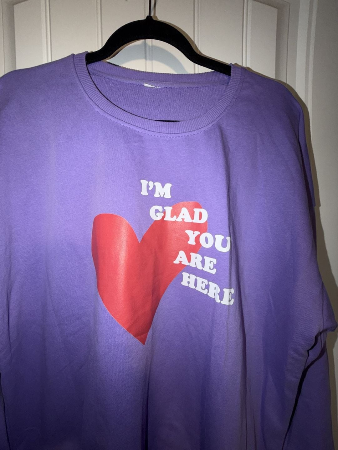Olive Lynn Designs 'I'm Glad You Are Here' Lilac Crewneck Sweatshirt, photo 3