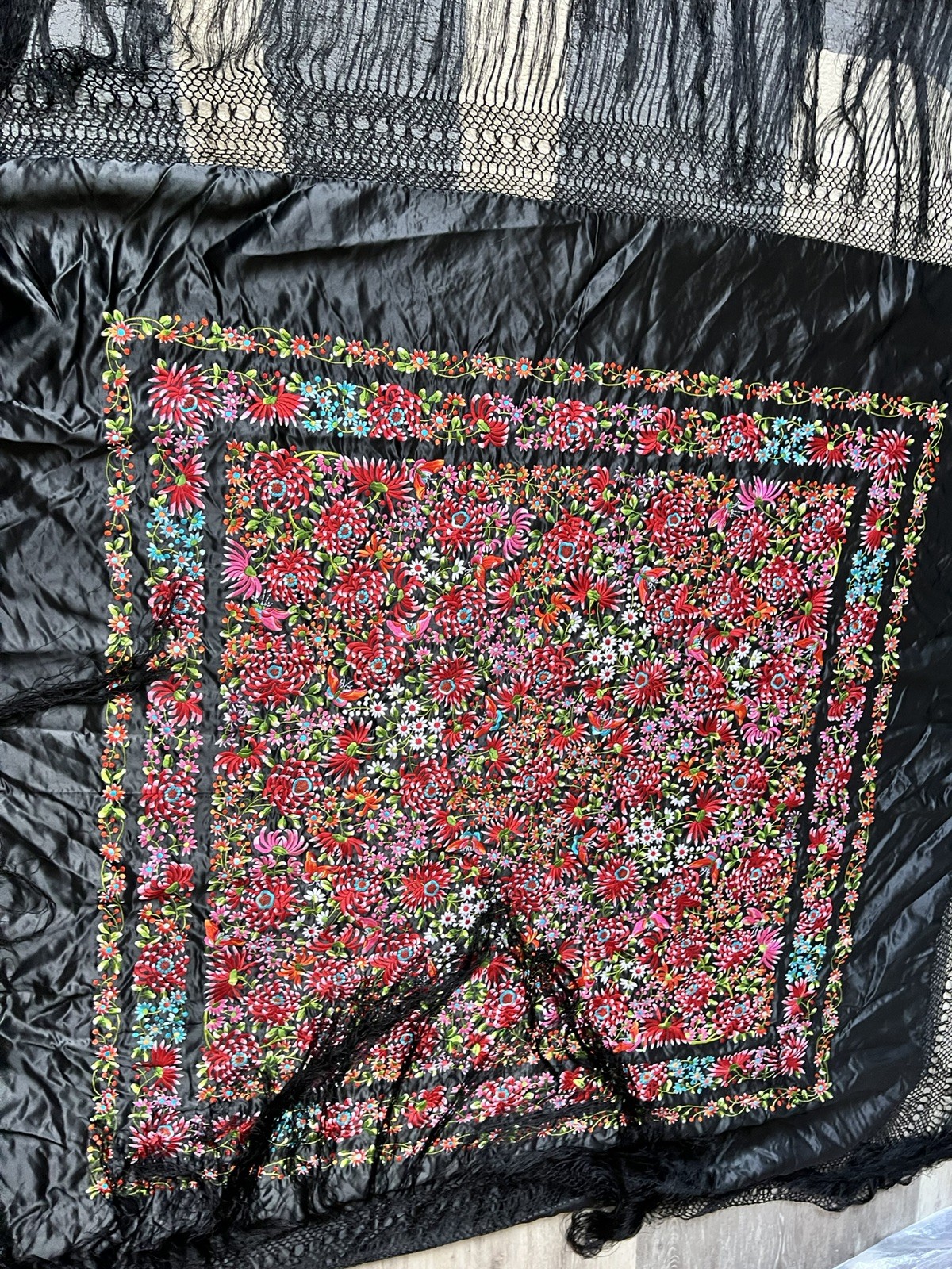 ¿Seda grande vintage? Mantón de piano multicolor bordado a mano Manton de Manila
