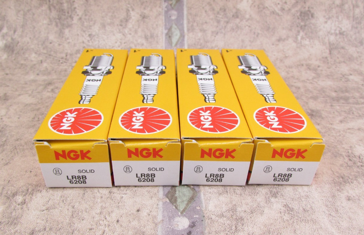4 PACK NGK Standard 6208 LR8B Spark Plugs, Made In Japan