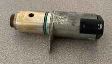 11-18 VOLVO S60 RIGHT INTAKE SIDE CAMSHAFT POSITION SENSOR 312 16222 USED OEM