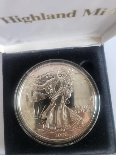 2000 Half Troy Pound Fine Silver Round Walking Liberty Design Collectible Coin