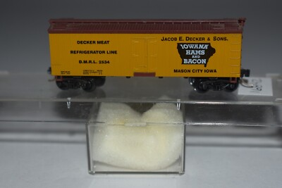 N Scale Roundhouse Johnsons Famous Maple Syrup 611 C51453