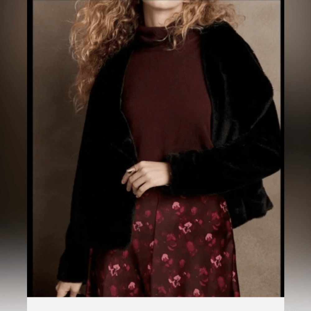 Zara Banana Faux Fur Black Crop Shrug Coat Sz M