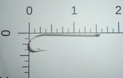 100 MUSTAD & SON #4 FLY TYING / BAIT HOOKS CARLISLE RINGED TINNED  3193 