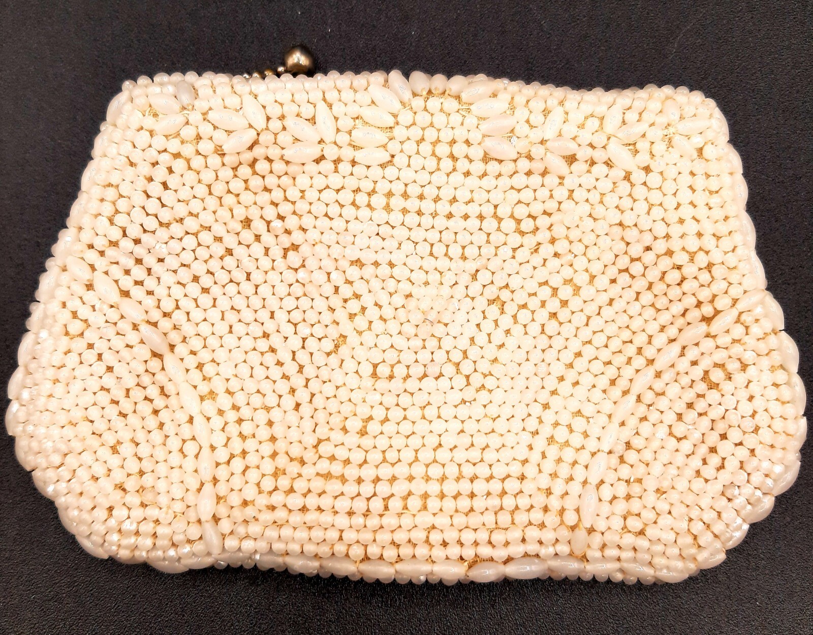 Vintage Beaded Cream Change Purse Pearled Accesso… - image 2