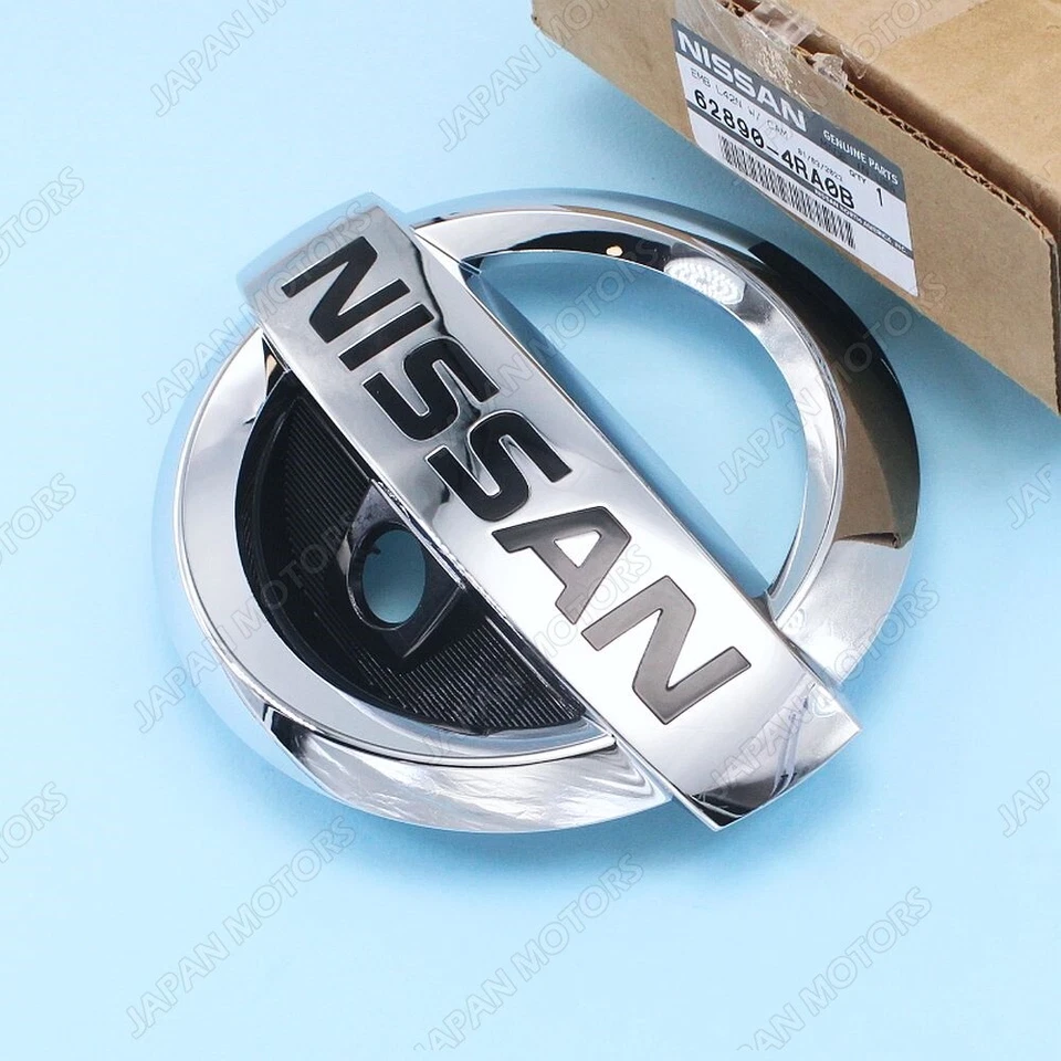 Nuevo emblema de rejilla del radiador delantero genuino OEM Nissan Máxima 2016-2019 62890-4RA0B Foto 3 de 4