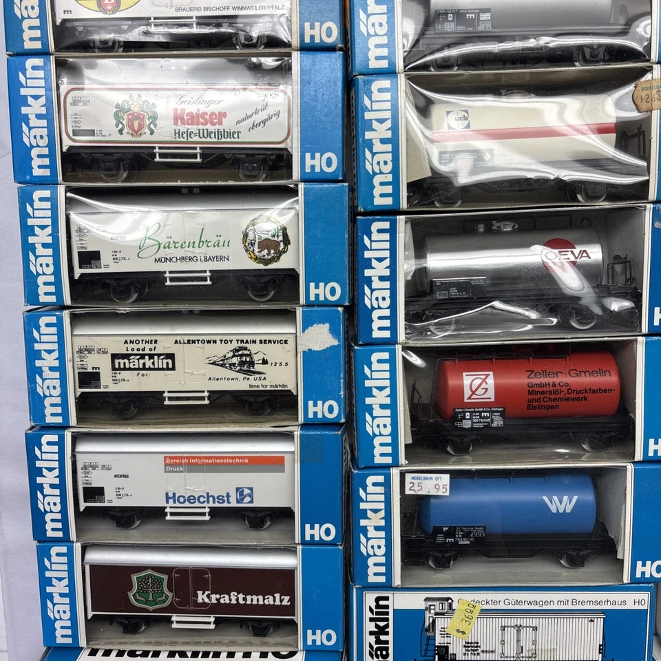 Marklin Individual Rolling Stock Cars. Tank Cars , Wagons, Flat Cars Etc. 39pcs - Image 3 of 4