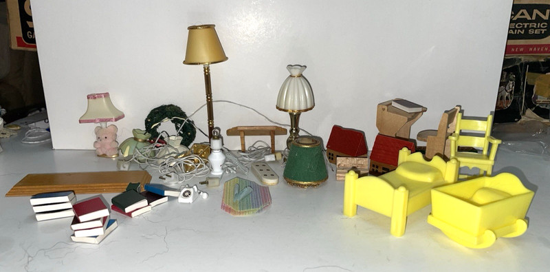 Dollhouse Mixed Lot Lamps Light Fixtures Books School Desk Nursery Items