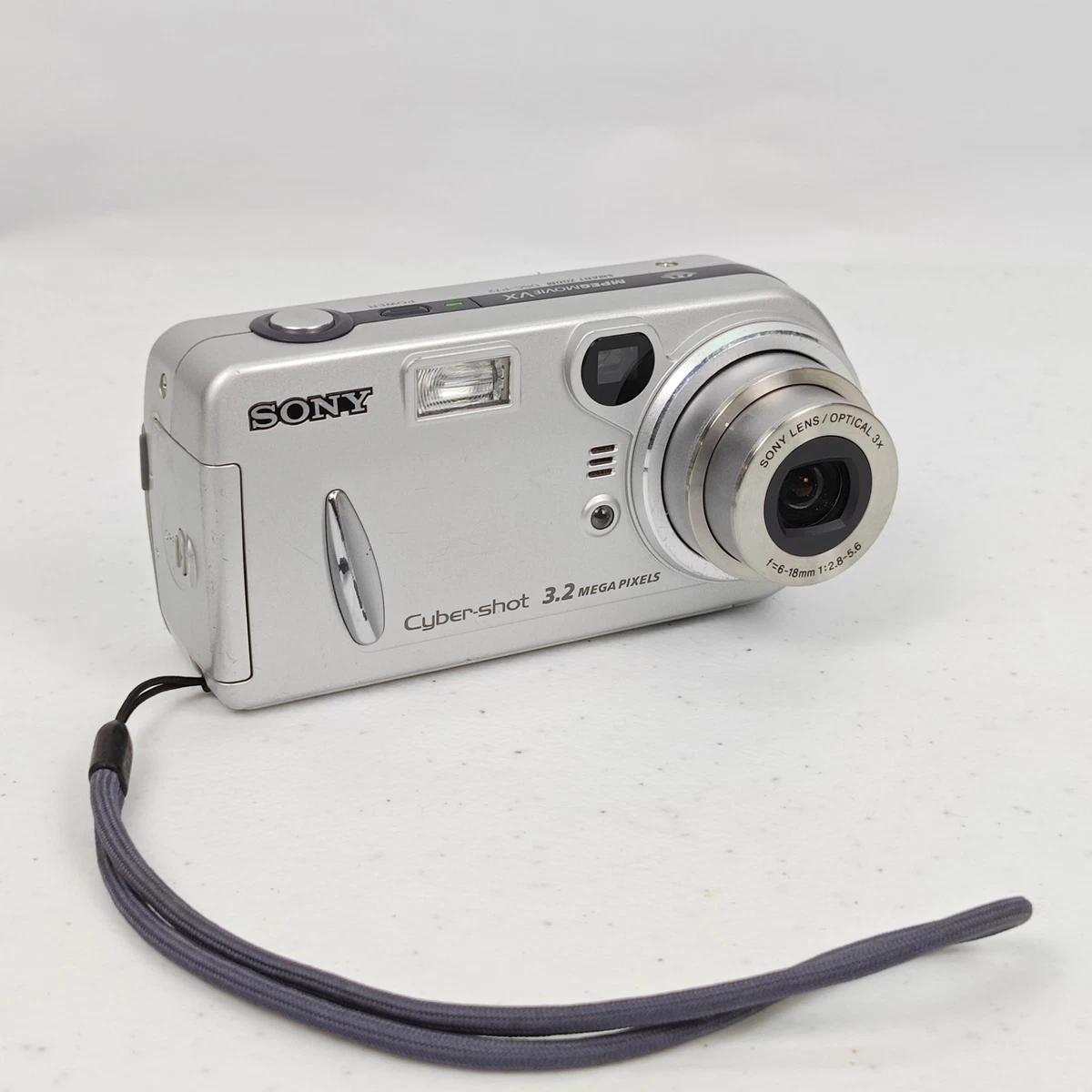 Sony Cyber-shot DSC-P72 Digital Cameras 3-4.9 MP Maximum