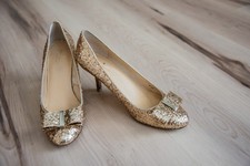 Kate Spade Gold Glitter Bow Pumps 9.5 Pointed Toe Heels w Box Dust Bag