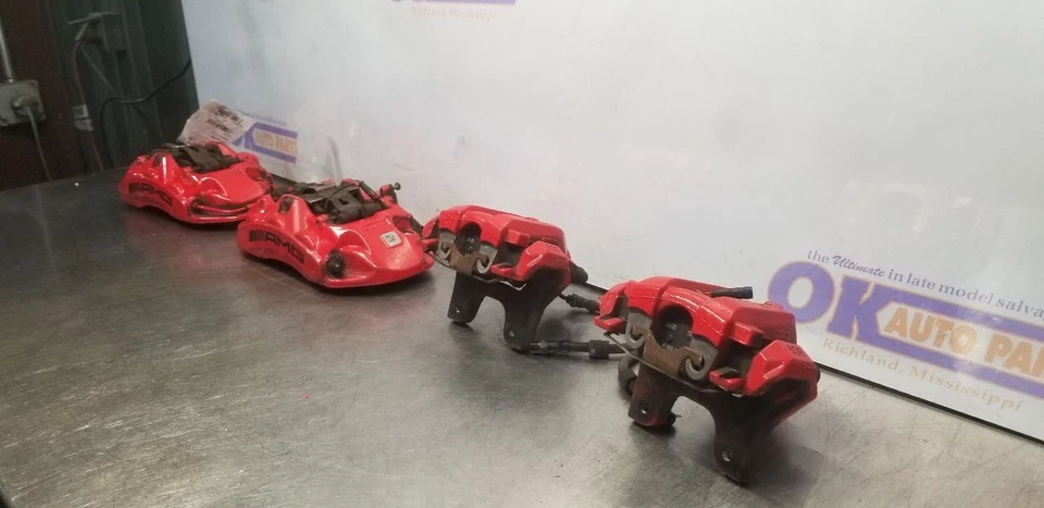 15 MERCEDES BENZ G63 AMG W463 BRAKE CALIPER SET FRONT AND REAR RED Foto 4 de 4