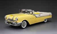 Sunstar 5059 1:18 Pontiac Star Chief Cabrio 1955 Weiß/Gelb Diecast Ovp
