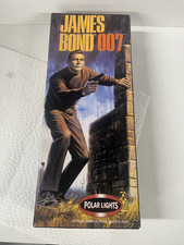 Polar Lights James Bond 007 Model Figure Kit 5035 - parts sealed